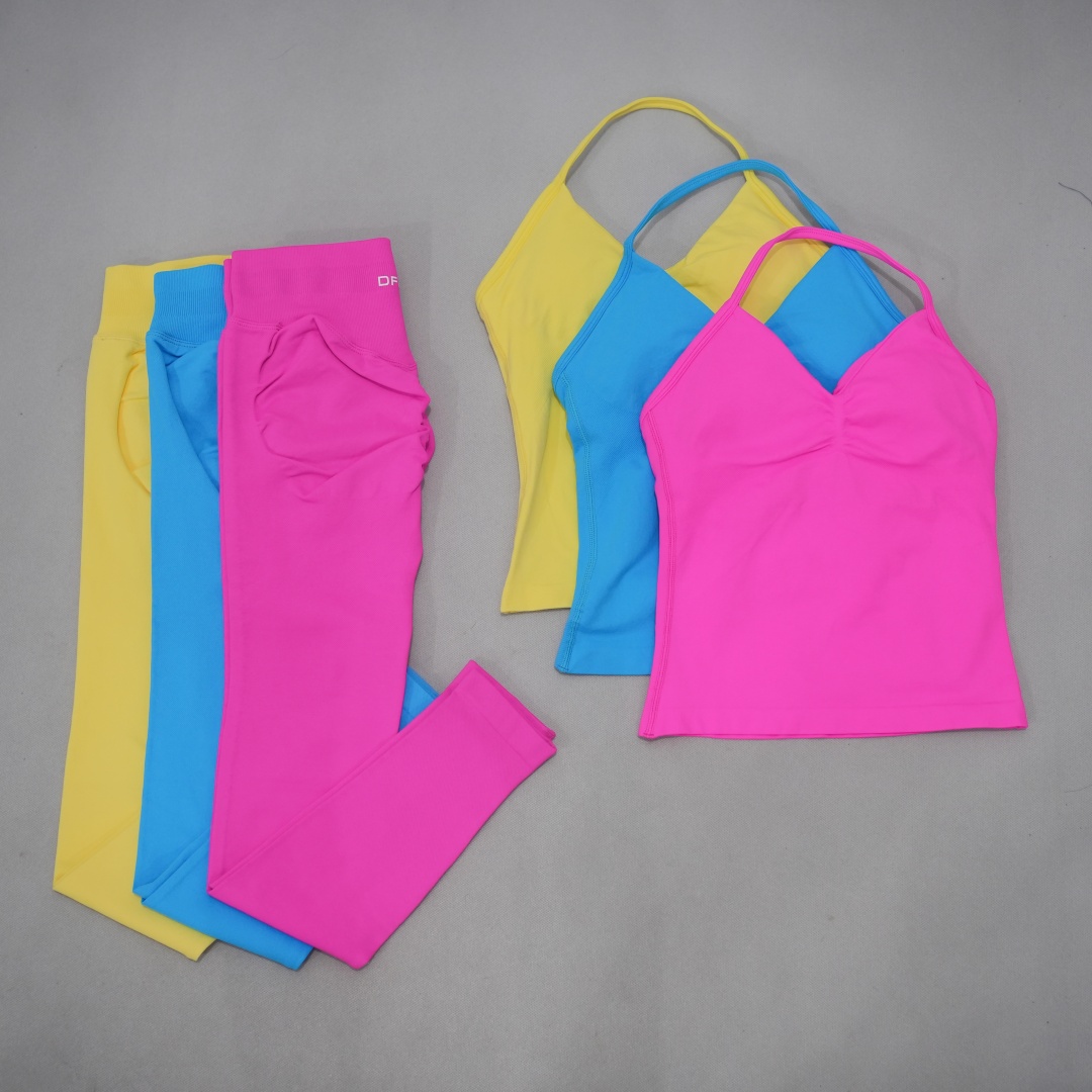 Бесшовный спортивный костюм DF – обзор и цена Pilates Yoga Jacket